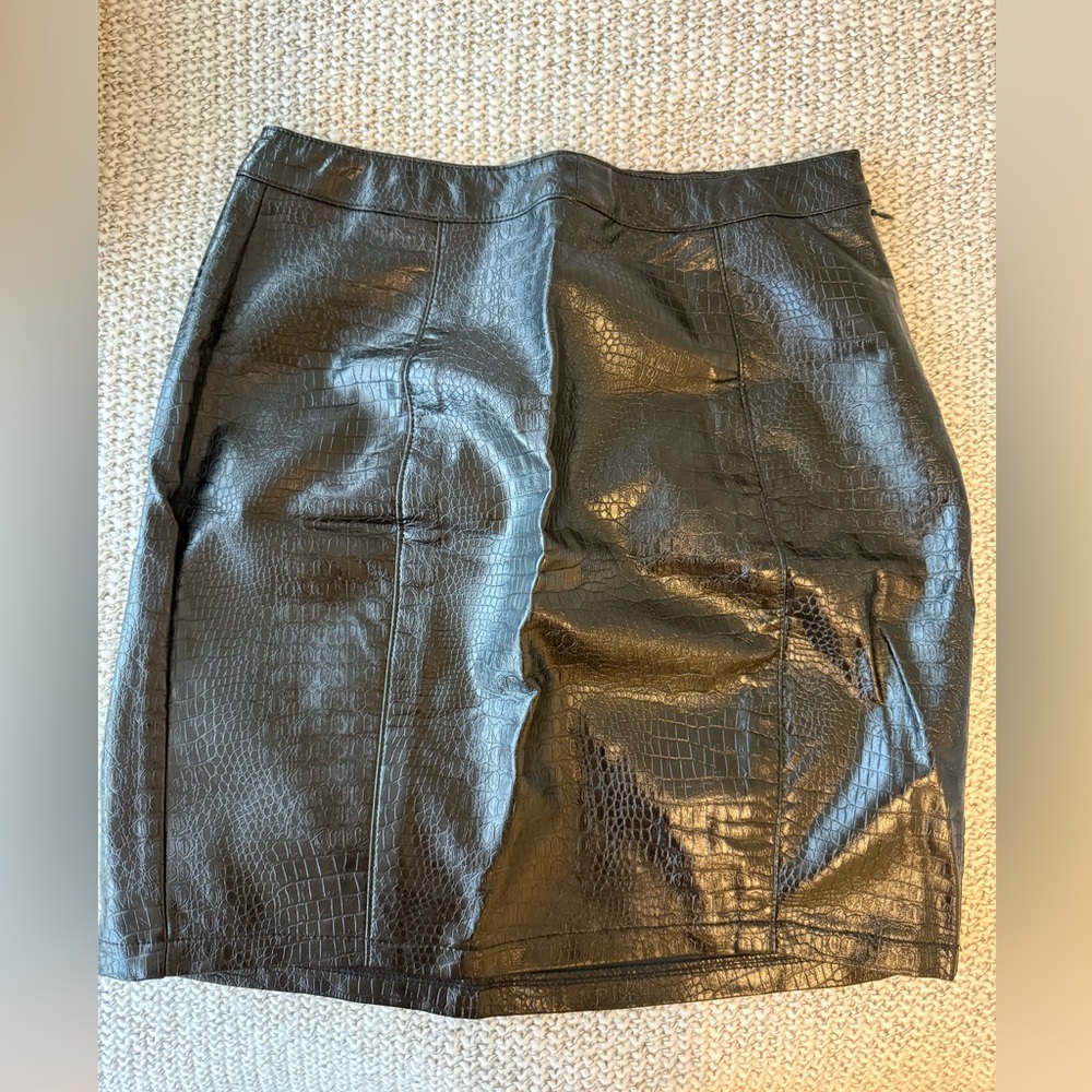 Black Croc-Embossed Pencil Skirt